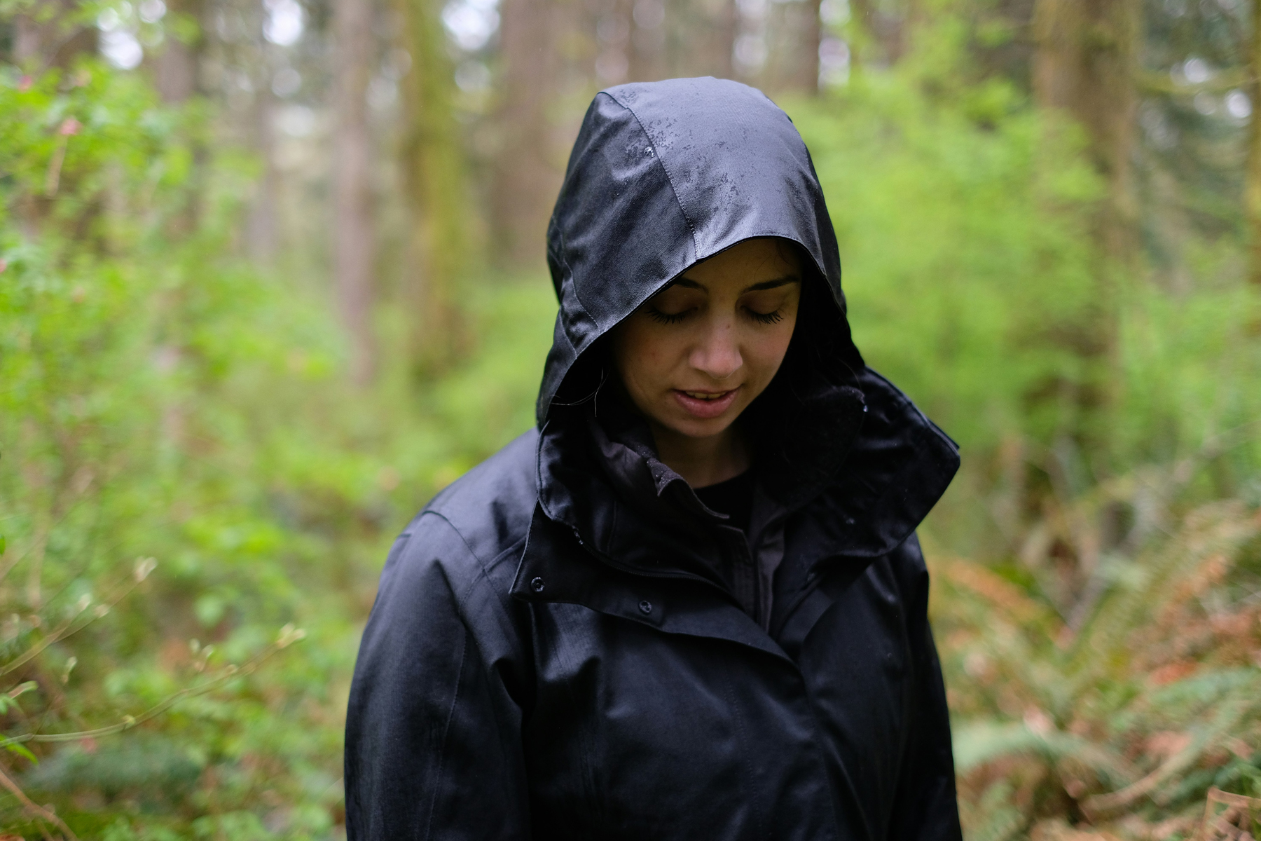 Nasse Jacke hängt