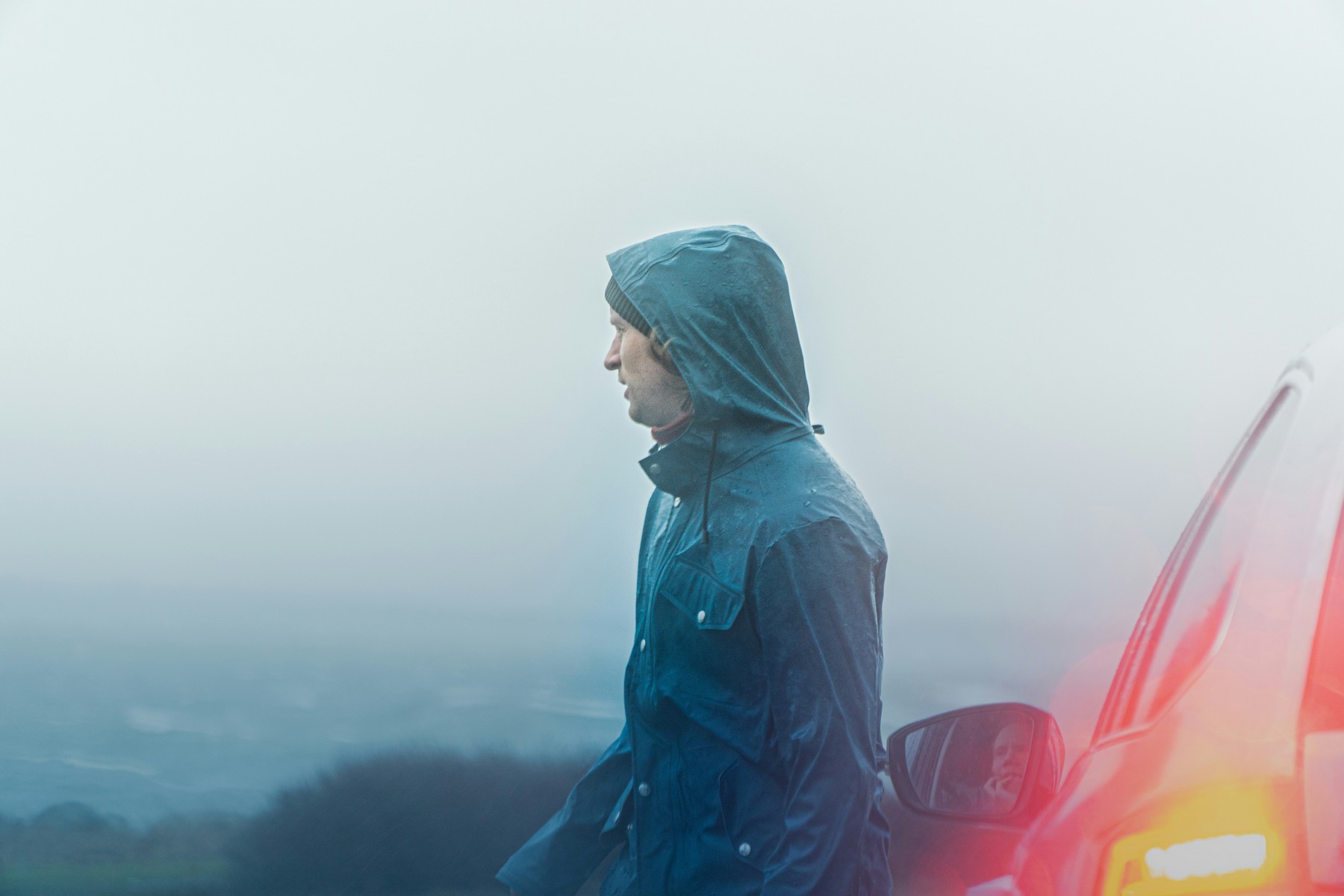 Regenjacke im Regen getragen